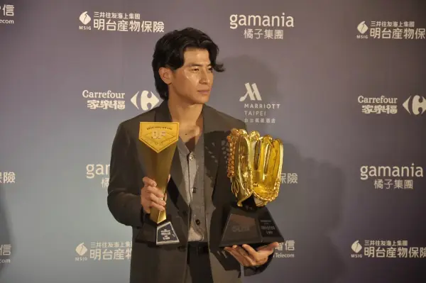 改守外野後陳傑憲選手也用金手套證明自身實力