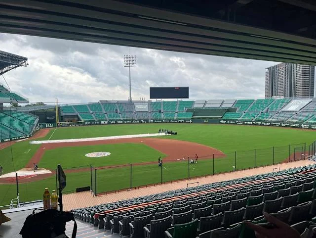 台南亞太國際棒球場