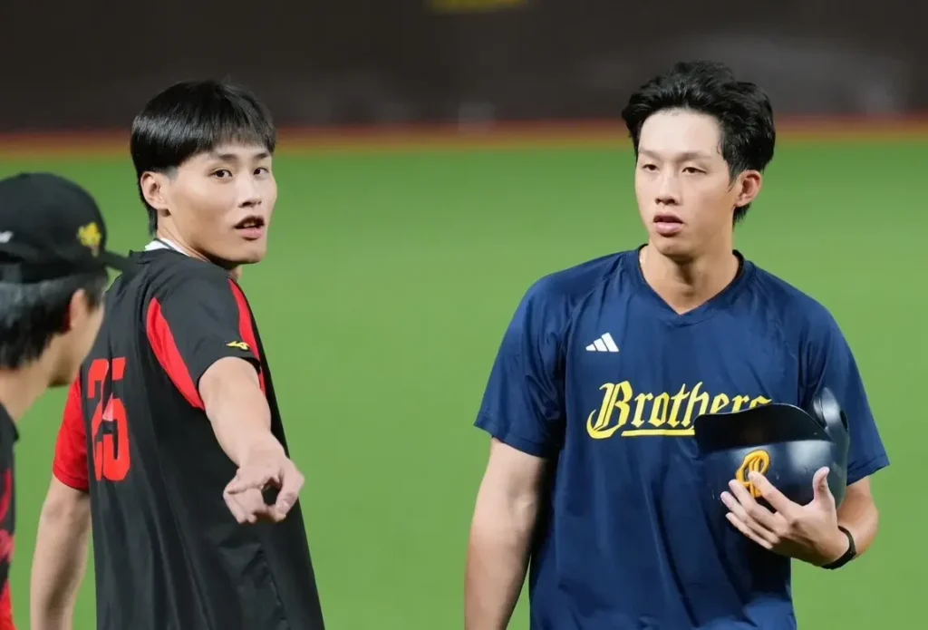 張政禹與胞弟張士綸同天獲選MVP,形成親兄弟同日奪下單場MVP的特殊紀錄