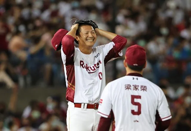 2022年7月10日陳禹勳完成生涯100次中繼成功與100次救援成功