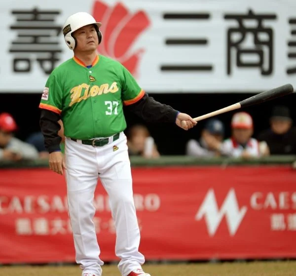 陳政賢參加統一獅OB賽