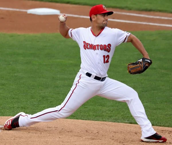 2012年年僅17歲時勝騎士以自由契約球員身分加盟華盛頓國民隊